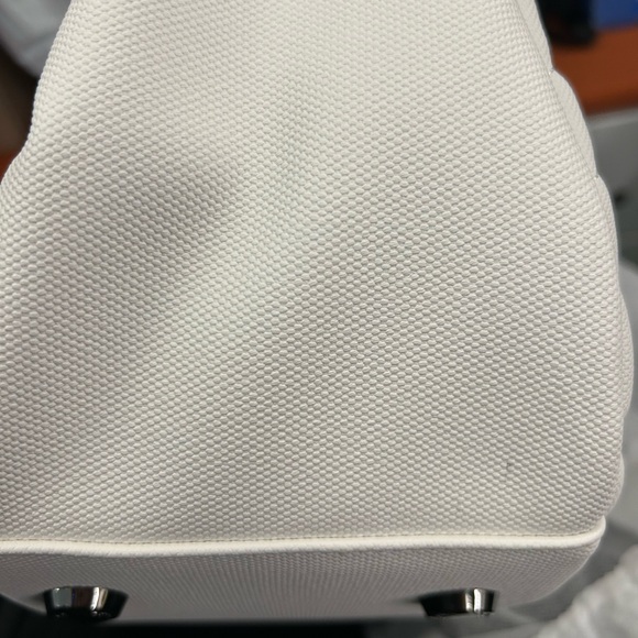 Lug Harmony White Matte Luxe Quilted Bag NWT - Picture 3 of 4